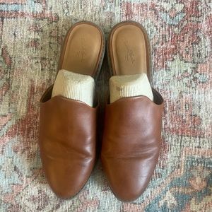 Universal Thread Tan Mules Size 9